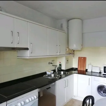 4 Minutos En Tren A Gran Via + Parking Gratis Apartamento *